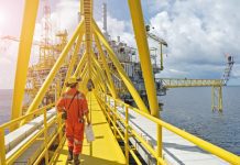 Pengembangan EBT Terganjal Covid-19 dan Rendahnya Harga Energi Fosil