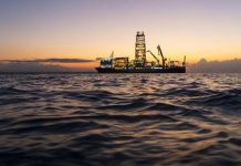 Harga Minyak Terjun Bebas, Covid-19 Jadi Biang keladi