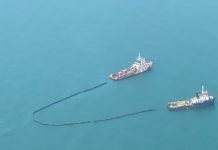 Dibantu 146 Kapal Nelayan, Pertamina Sigap Bersihkan Ceceran Minyak di Karawang