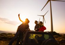 Milenial Ditantang Kembangkan Startup Energi Bersih