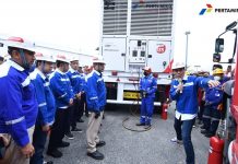 Pertamina Implementasikan Inovasi Energi Bersih Diesel Dual Fuel Pada Mobil Tangki BBM